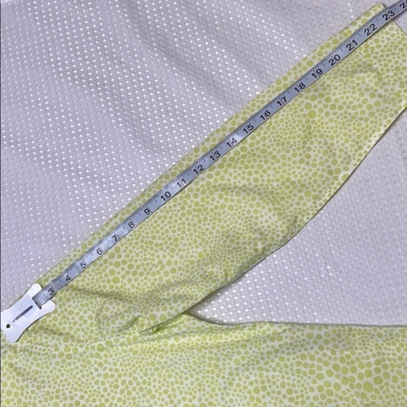 𝅺CHICO’S No-Iron Button Front Shirt Size 0 - Picture 3 of 8